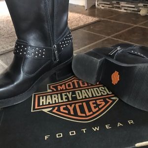 Women Harley-Davidson mid calf Southwood boots